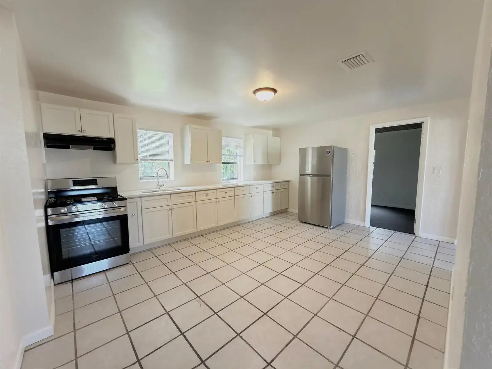 706 23RD Street, West Palm Beach FL 33407 photo 2