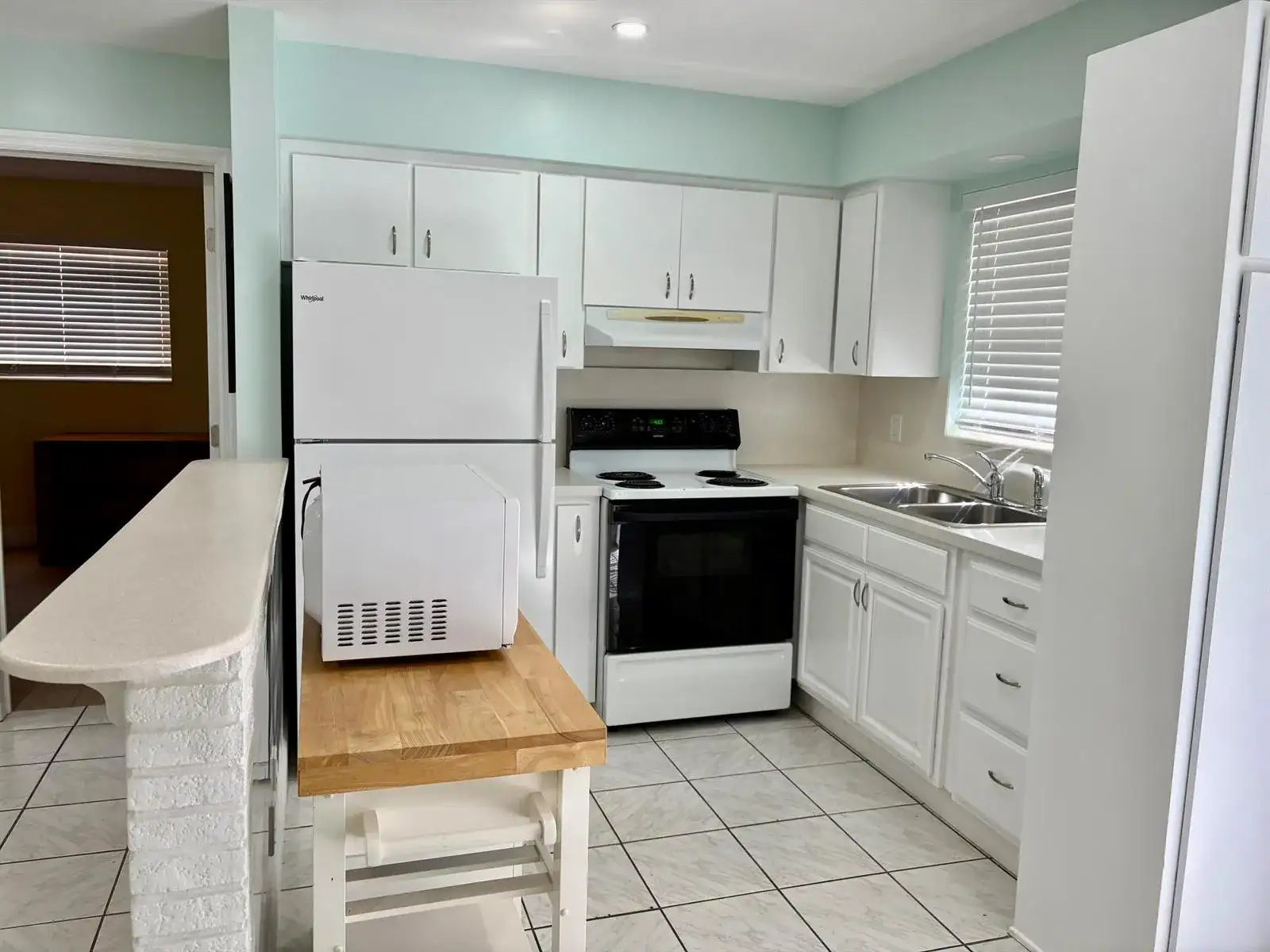 720 SE 15th Street # 2, Fort Lauderdale FL 33316 photo 3