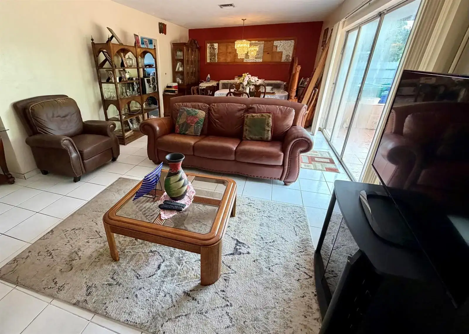 2021 NW 187TH Street, Miami Gardens FL 33056 photo 2
