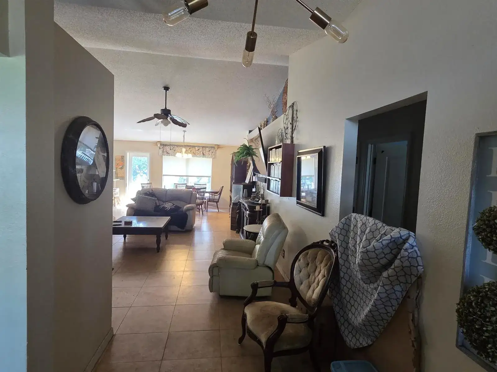 2041 Fawn Meadow Circle, FL 34772 photo 4