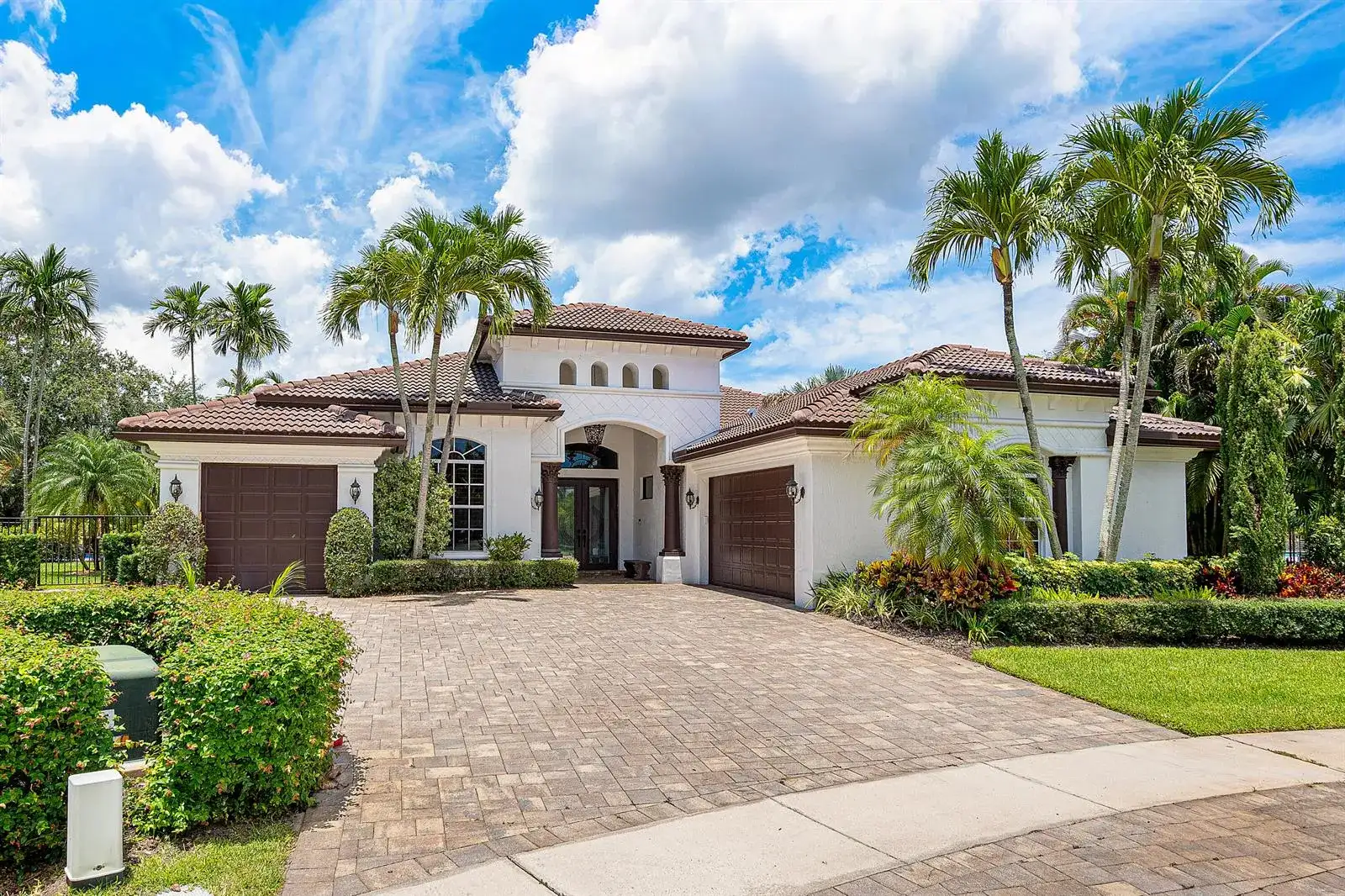 16344 Mira Vista Lane, Delray Beach FL 33446 photo 2