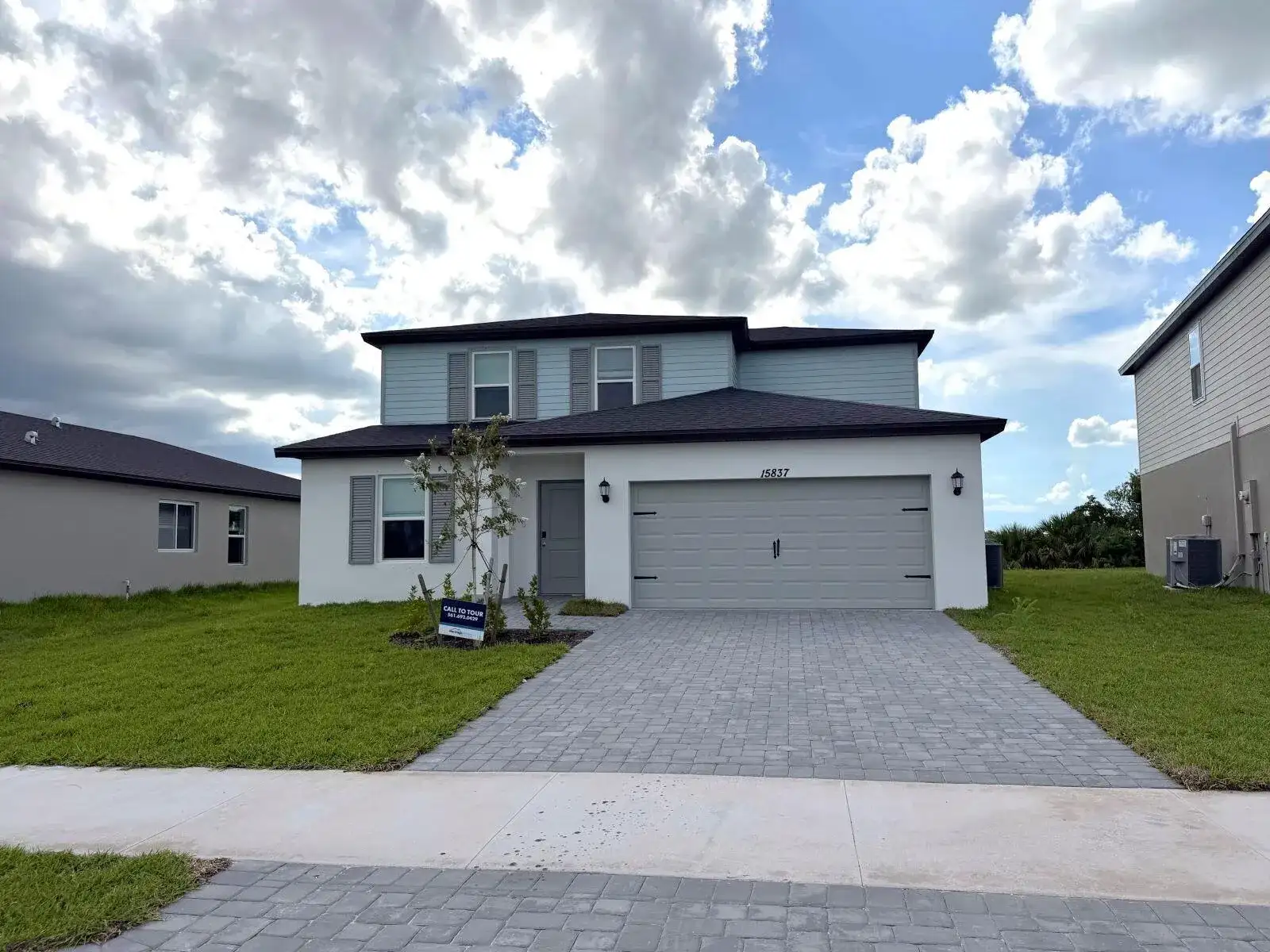 15837 SW Vine Drive, FL 34956 photo 4
