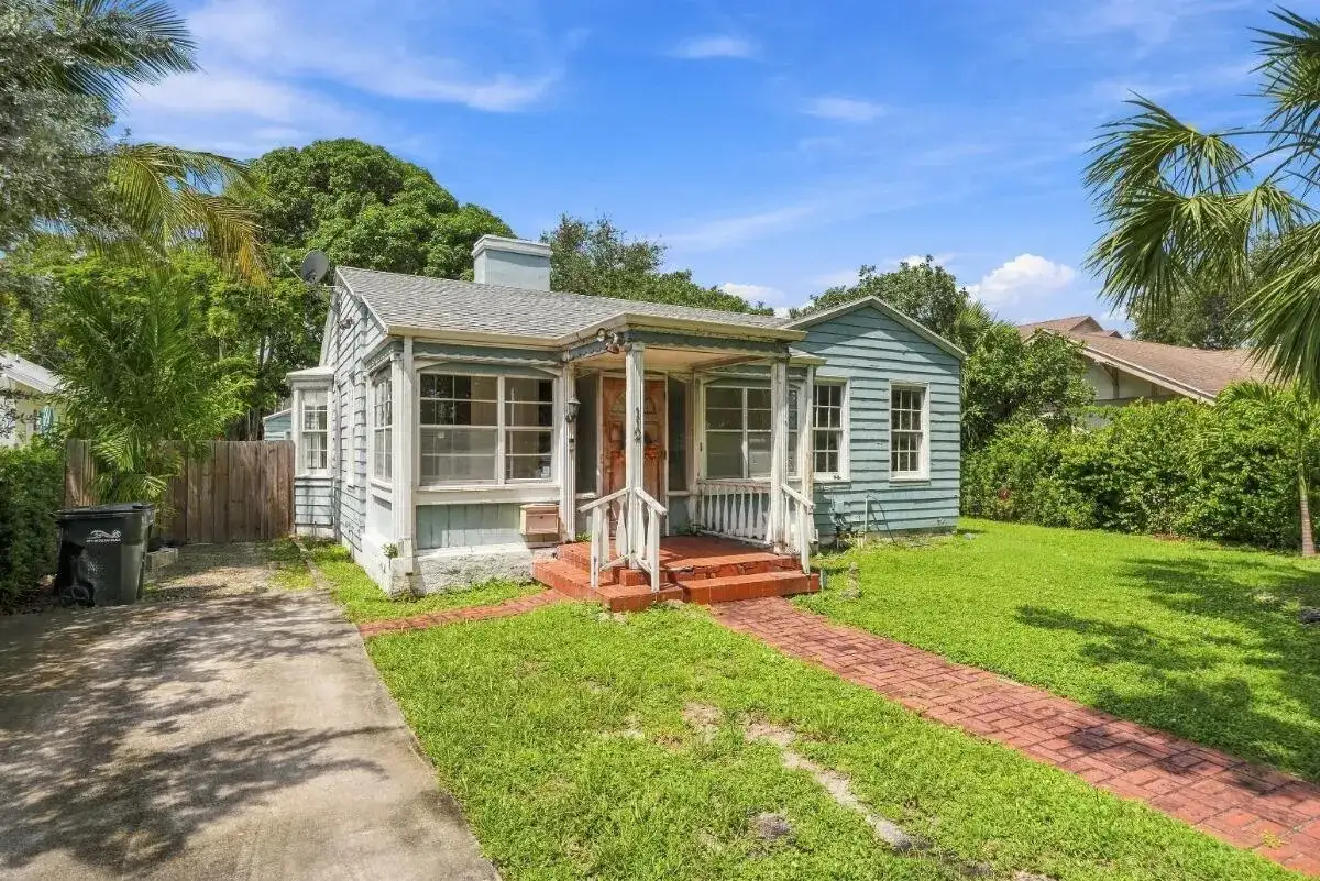112 N Swinton Avenue, Delray Beach FL 33444 photo 2