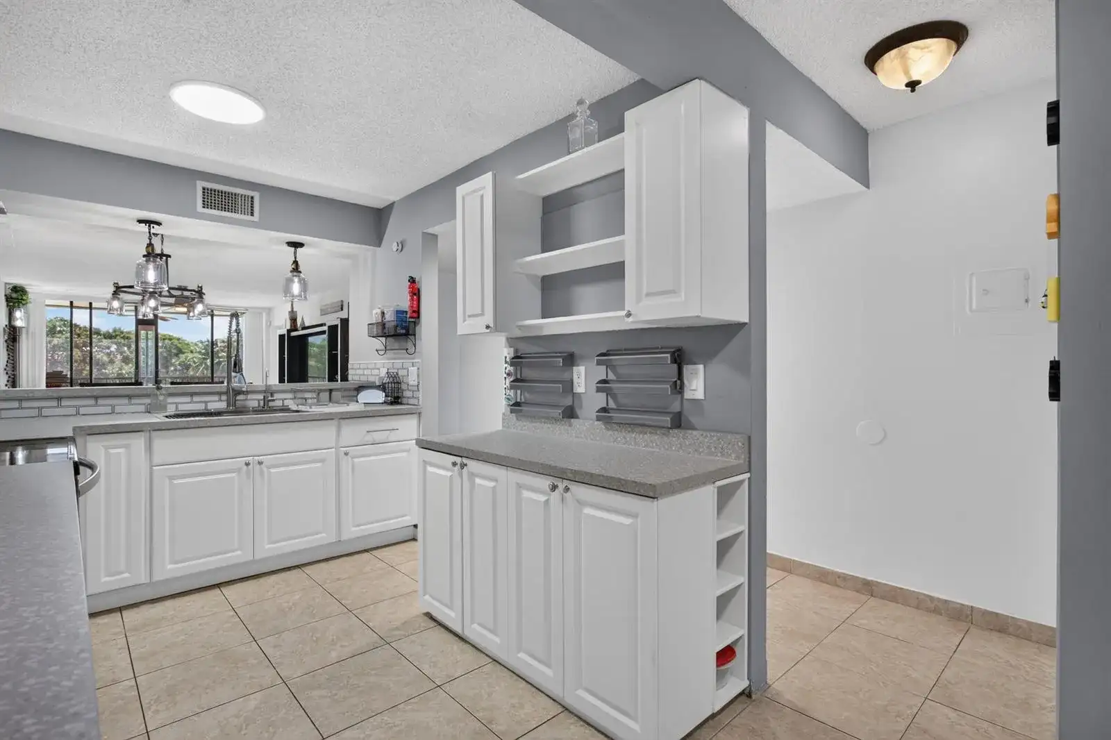 5626 Coral Lake Drive # 302, Margate FL 33063 photo 2