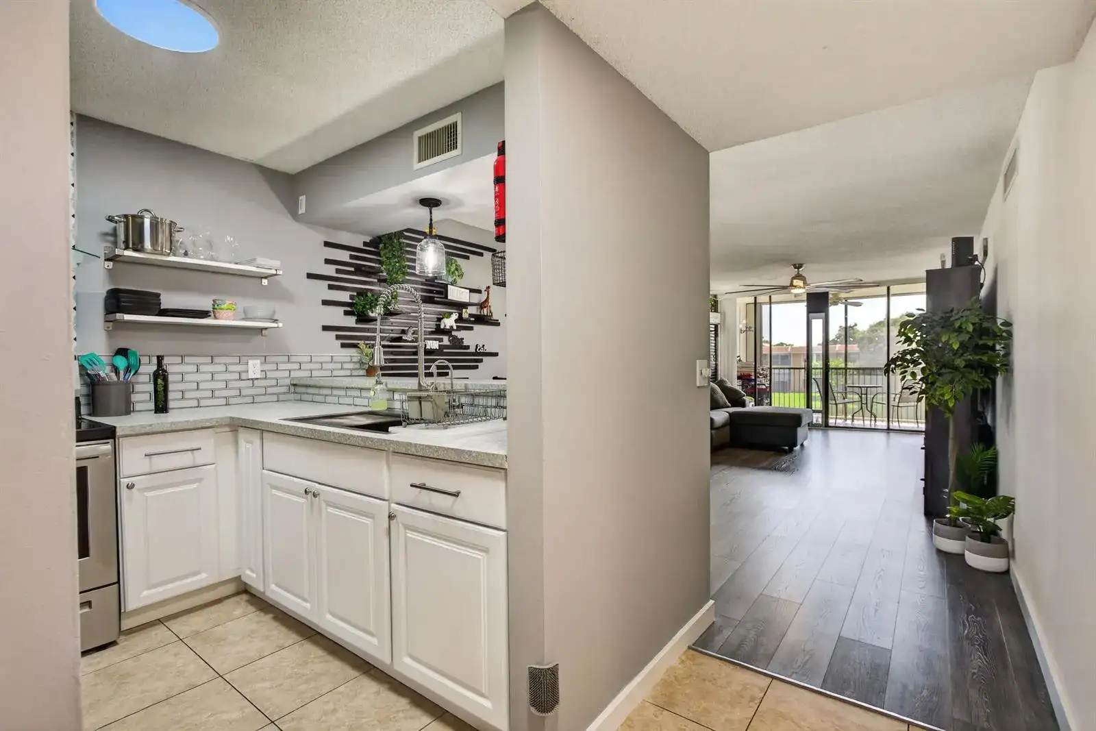 5626 Coral Lake Drive # 302, Margate FL 33063 photo 5