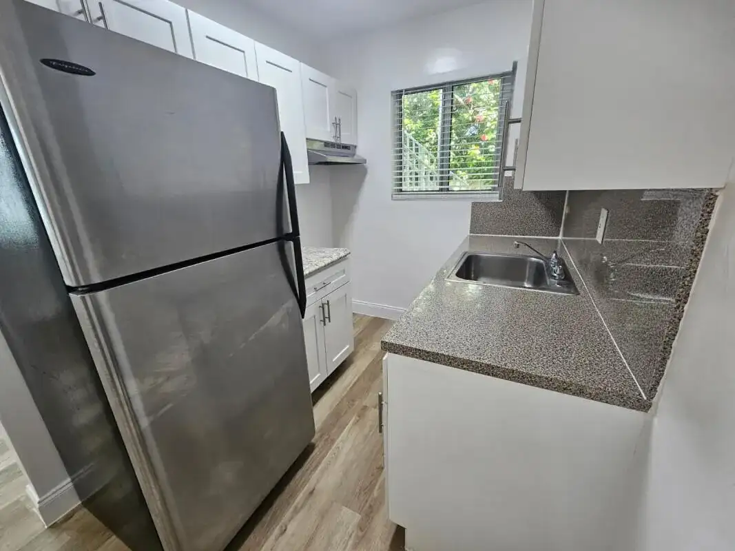 7720 Abbott Avenue # 6, Miami Beach FL 33141 photo 2