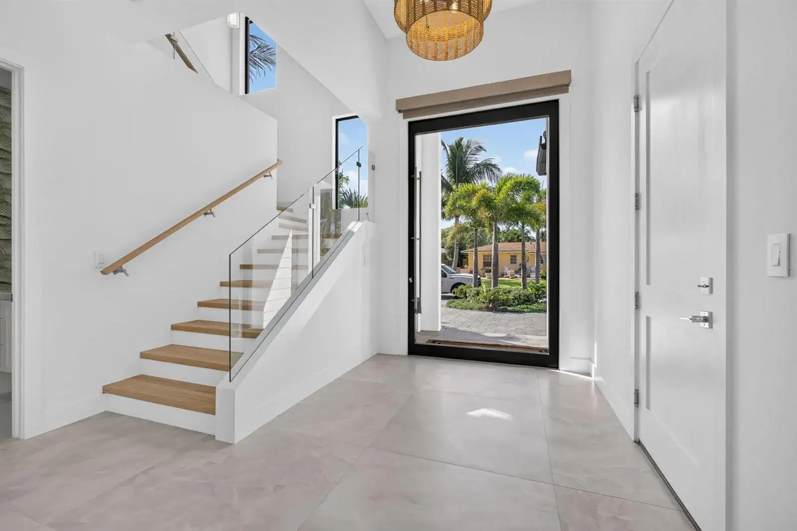 131 Edwards Lane, Palm Beach Shores FL 33404 photo 4