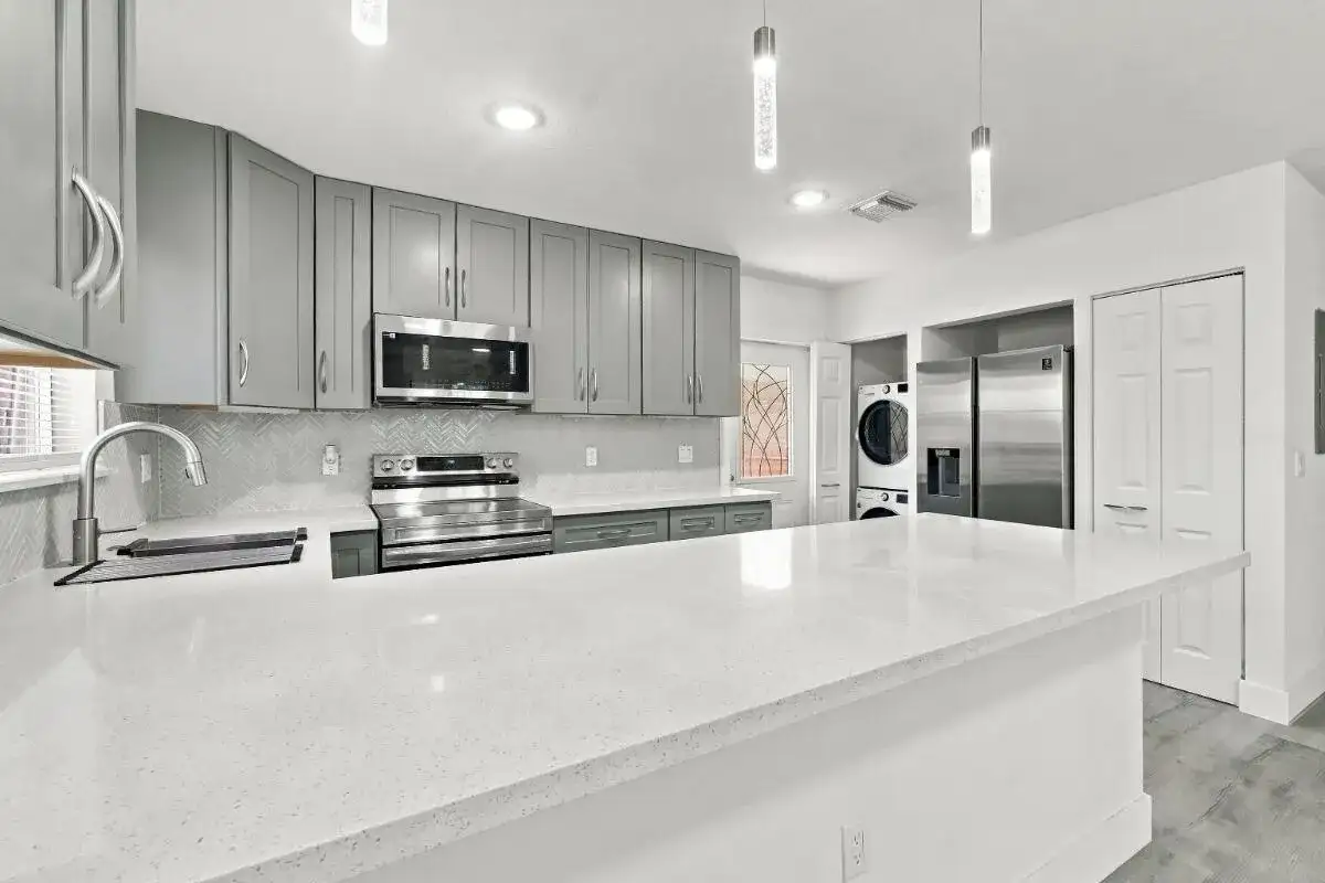 4952 NW 21ST Avenue, Miami FL 33142 photo 5