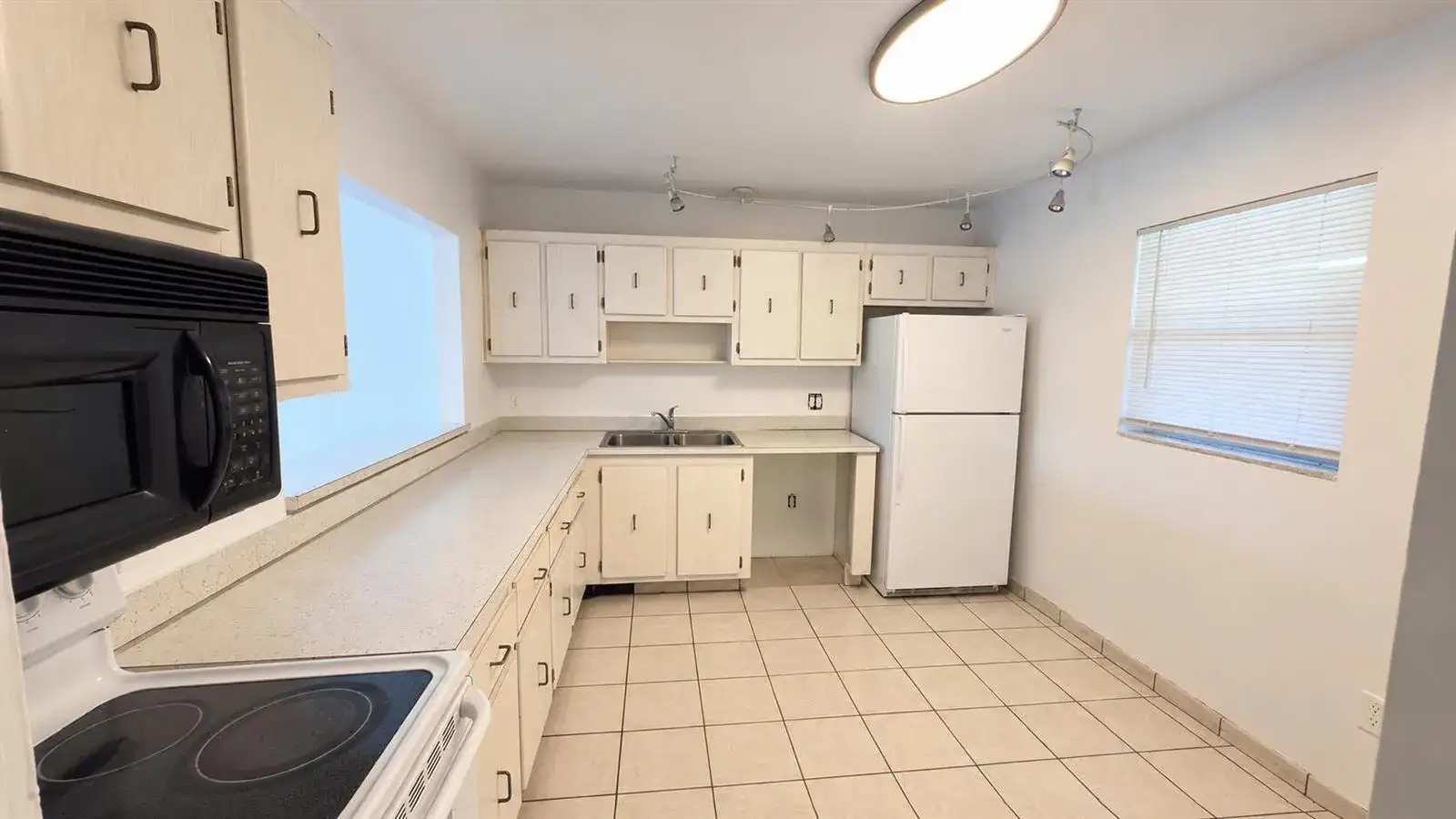 4131 STIRLING # 305, Dania Beach FL 33314 photo 5