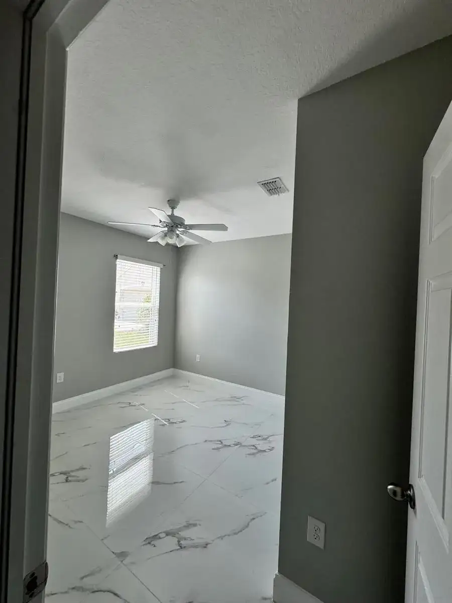 2251 SW Garfield Drive SW, Vero Beach FL 32968 photo 4