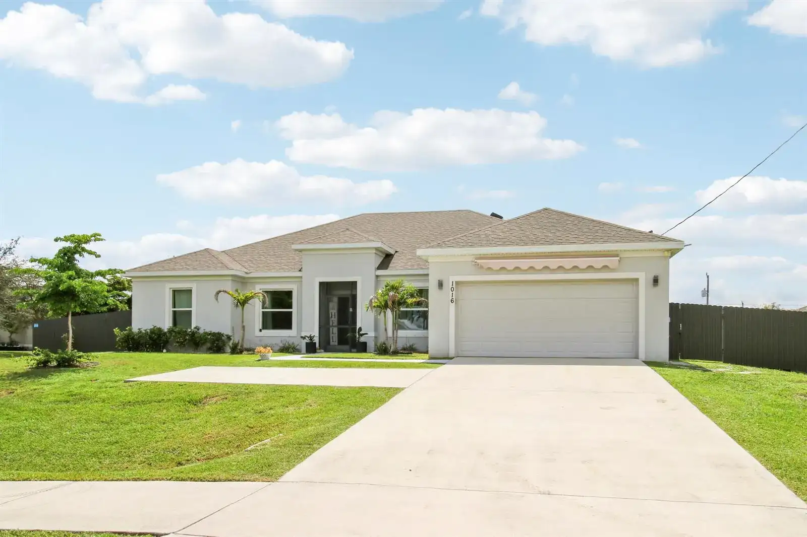 1016 SW Paar Drive, Port St. Lucie FL 34953 photo 2