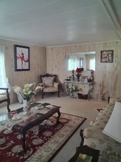 8 Novedades, Port St. Lucie FL 34952 photo 5