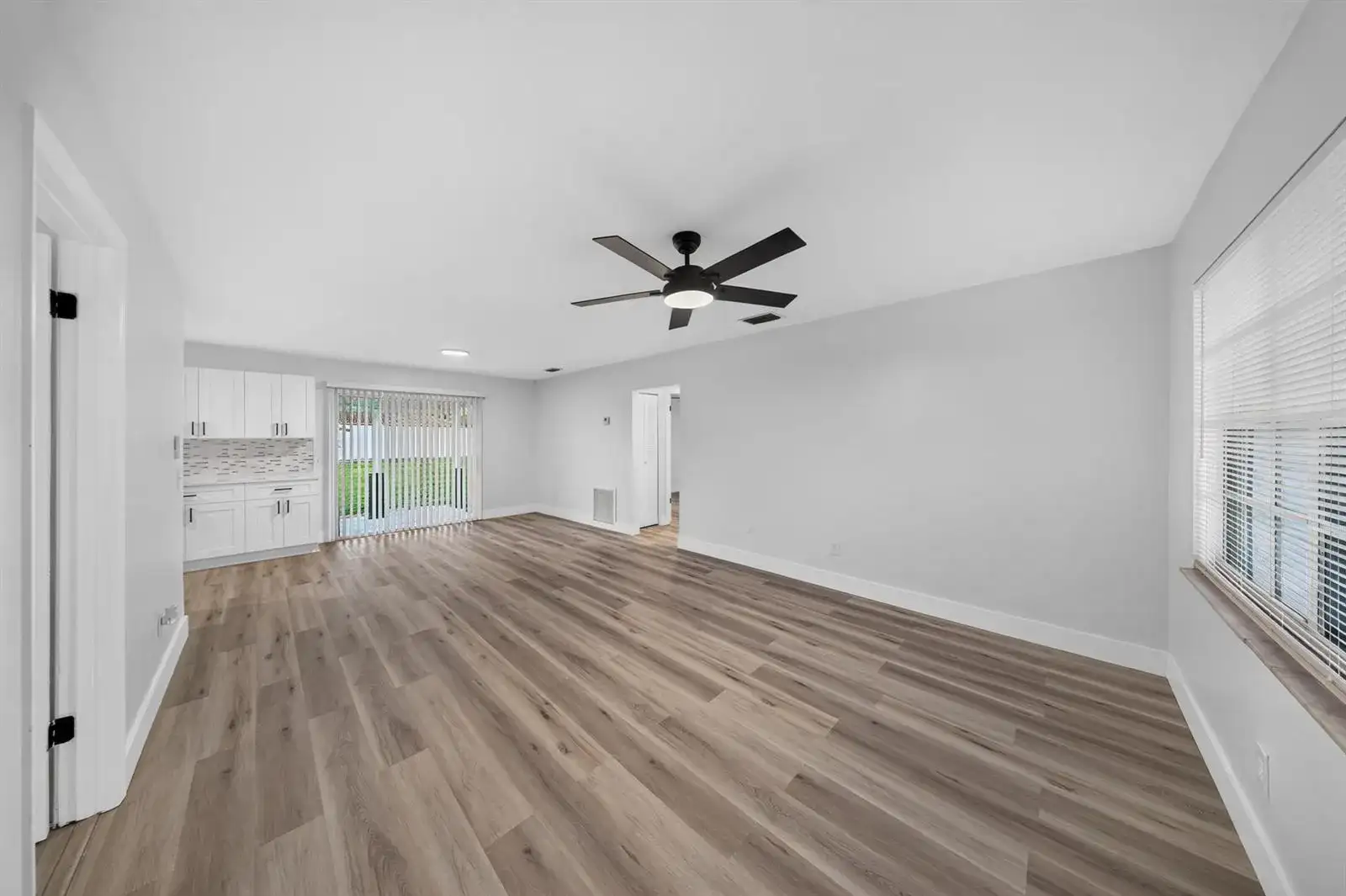 2557 SE Robin Circle, Port St. Lucie FL 34952 photo 3
