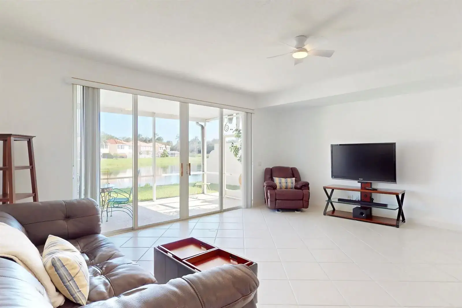 2136 Tigris Drive, West Palm Beach FL 33411 photo 4
