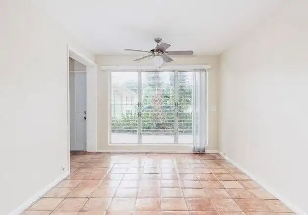 113 N Lakeside Drive, FL 33460 photo 5