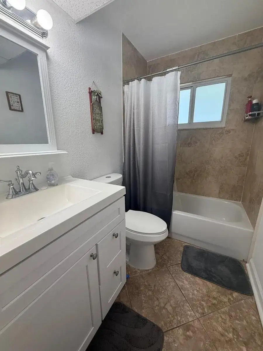376 Saxony Park H, Delray Beach FL photo 5