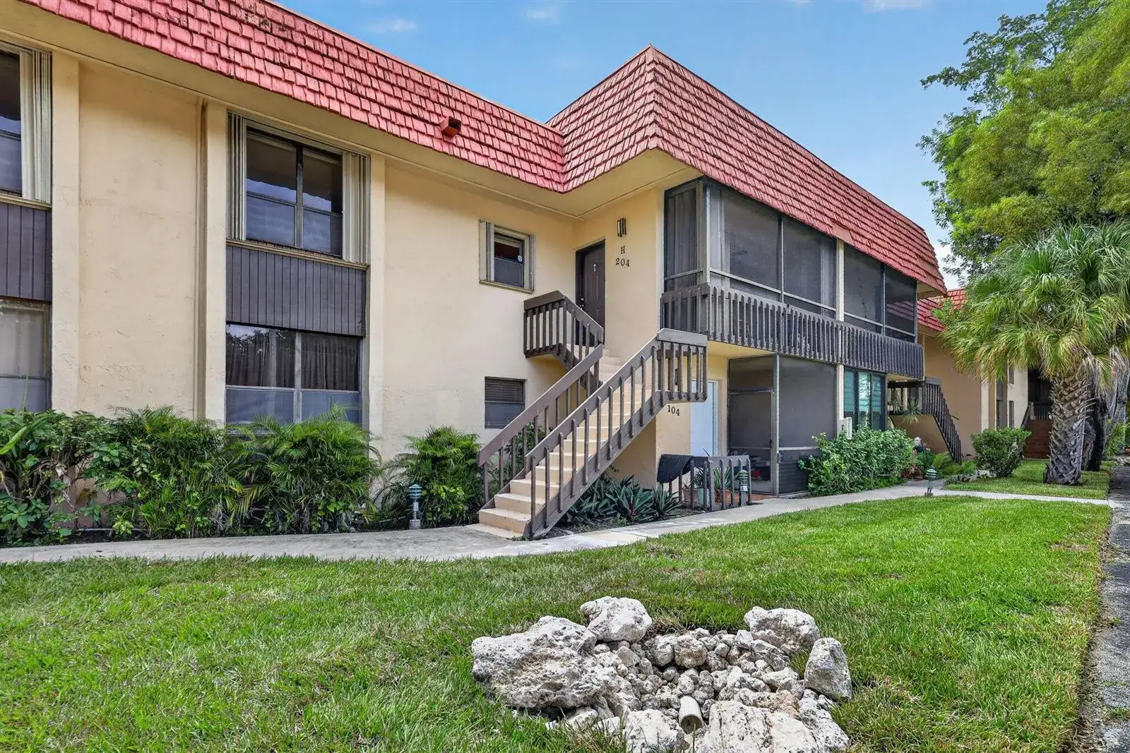 750 NE 199TH Street # 204H, Miami FL 33179 photo 2