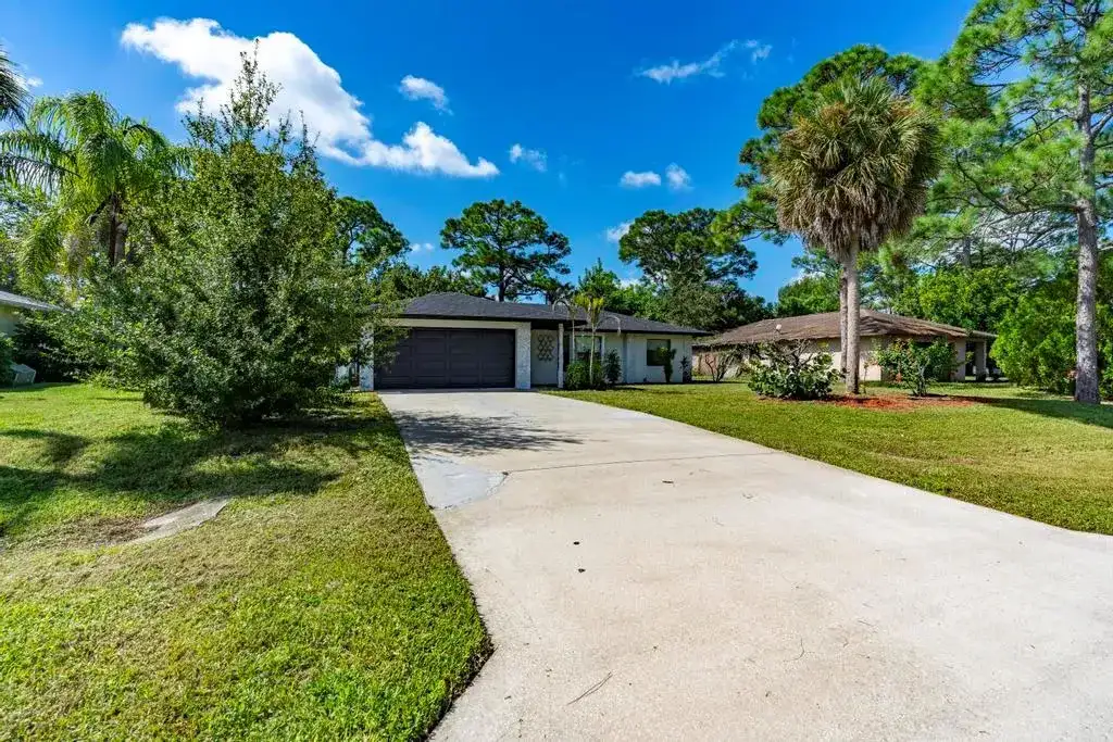 6801 Pensacola Road, Fort Pierce FL 34951 photo 2