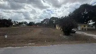 Avenue R, Fort Pierce FL 34947 photo 4