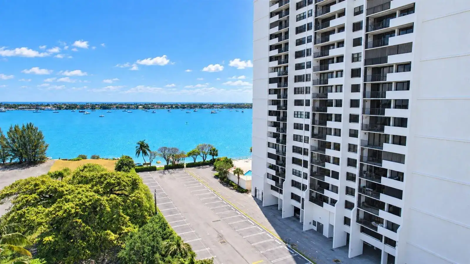 5600 N Flagler Drive # 606, West Palm Beach FL 33407 photo 2