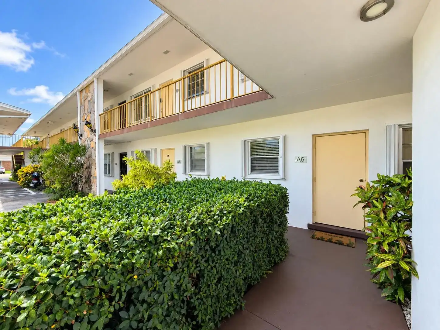 111 Cleveland Street # 6, FL 33461 photo 3
