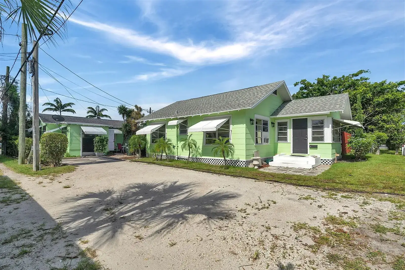 713 10th Avenue N, FL 33460 photo 3