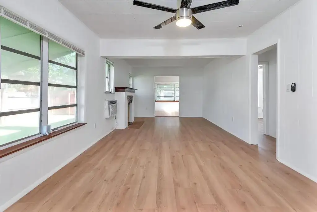 713 10th Avenue N, FL 33460 photo 5