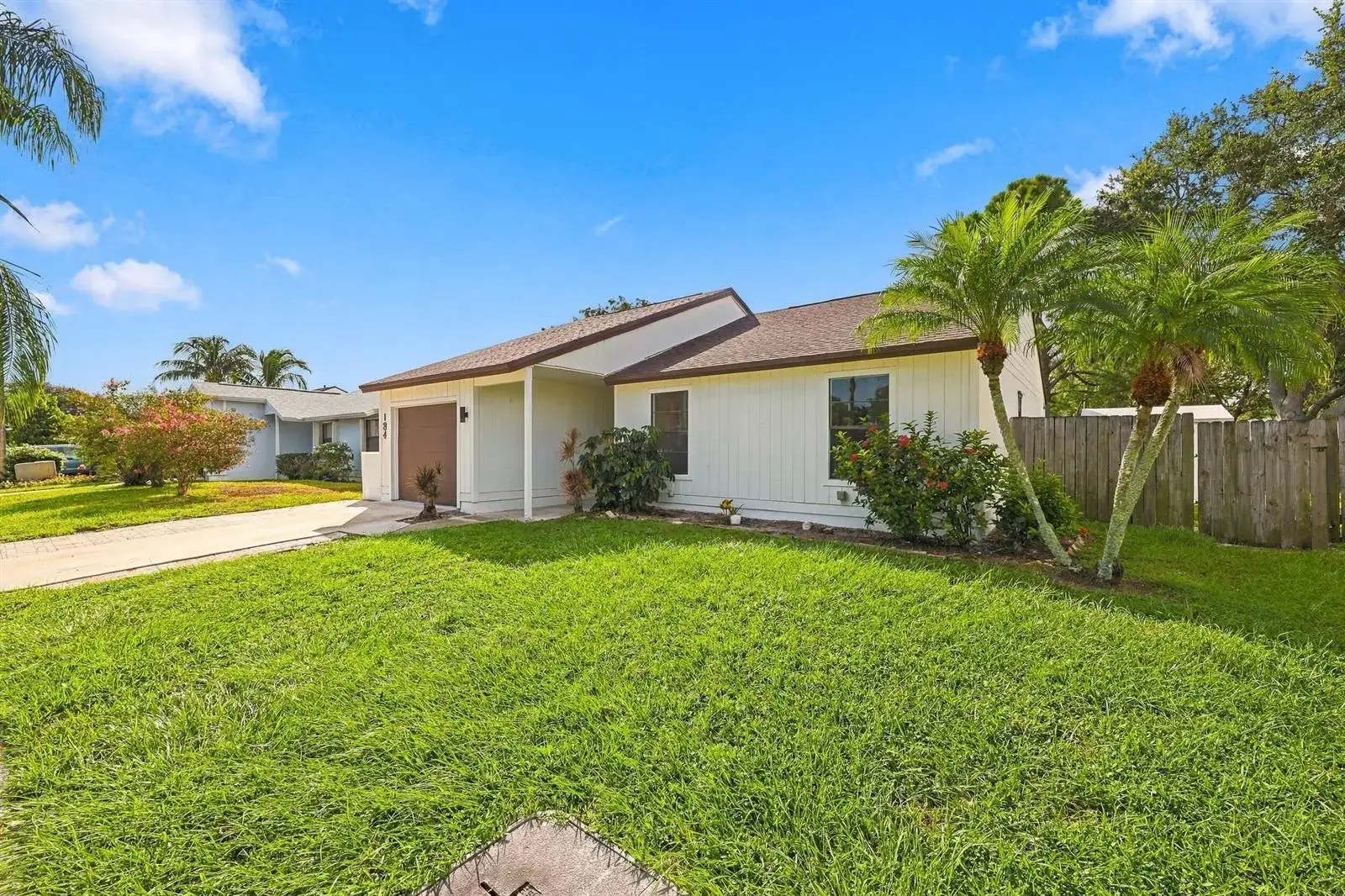 184 GREENTREE Circle, Jupiter FL 33458 photo 3