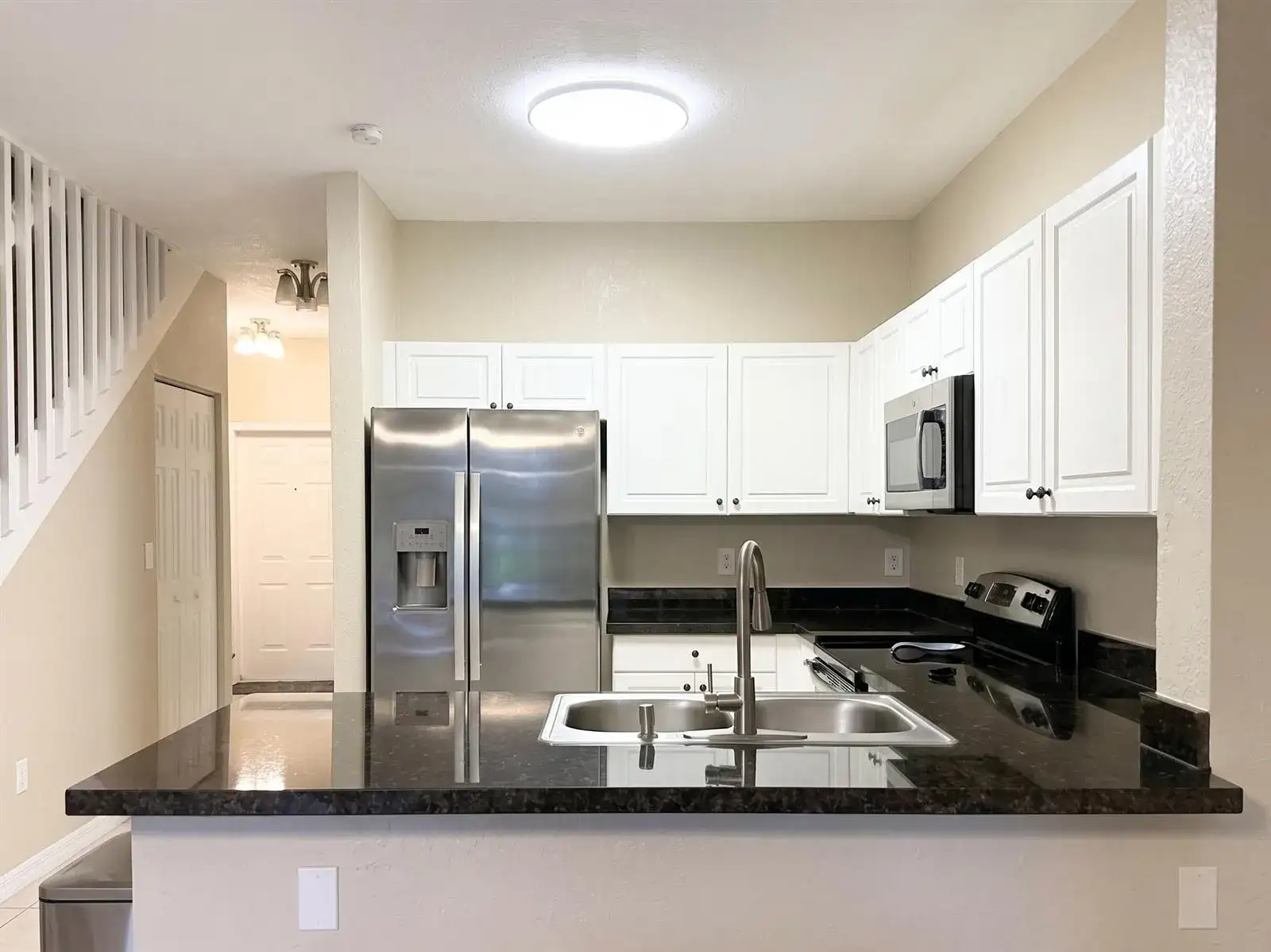 7843 CATALINA Circle, Tamarac FL 33321 photo 2