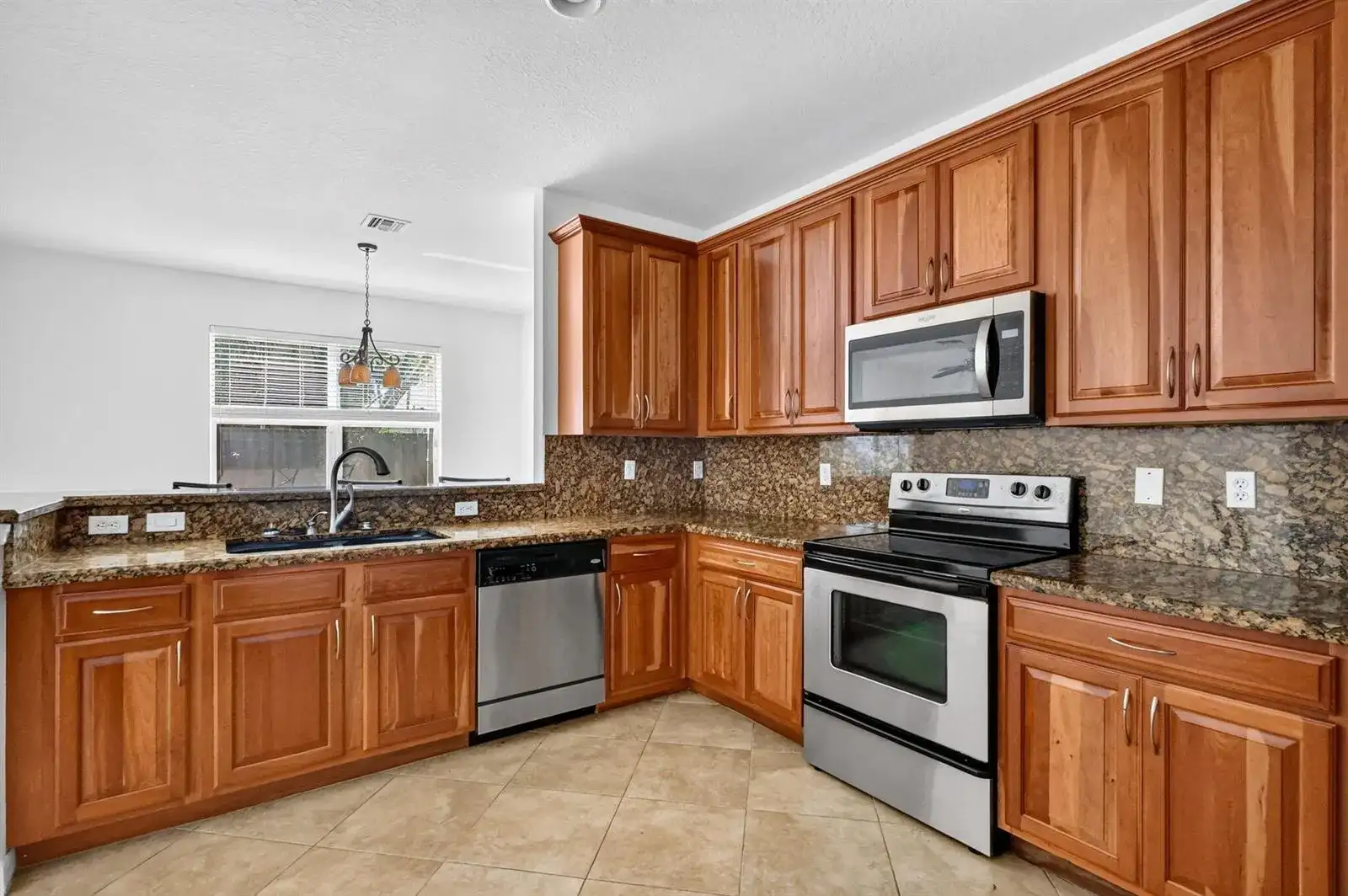 9323 BREAKERS Row, Fort Pierce FL 34945 photo 5