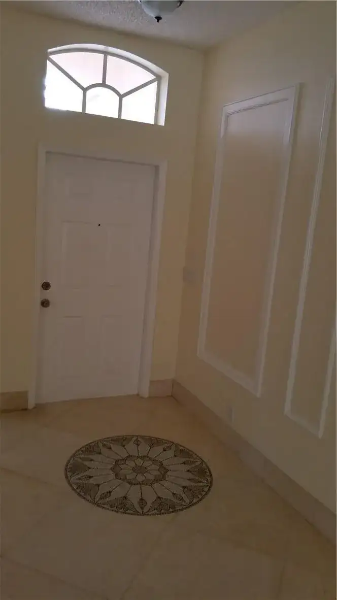 6908 NW 33RD Street, Margate FL 33063 photo 2