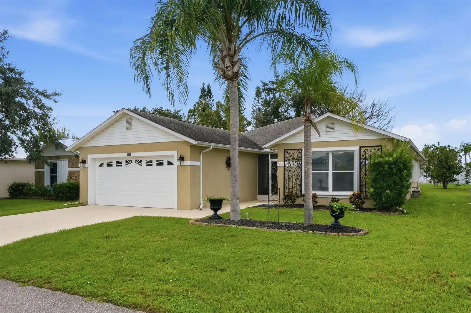 6644 PICANTE Circle, Fort Pierce FL 34951 photo 2