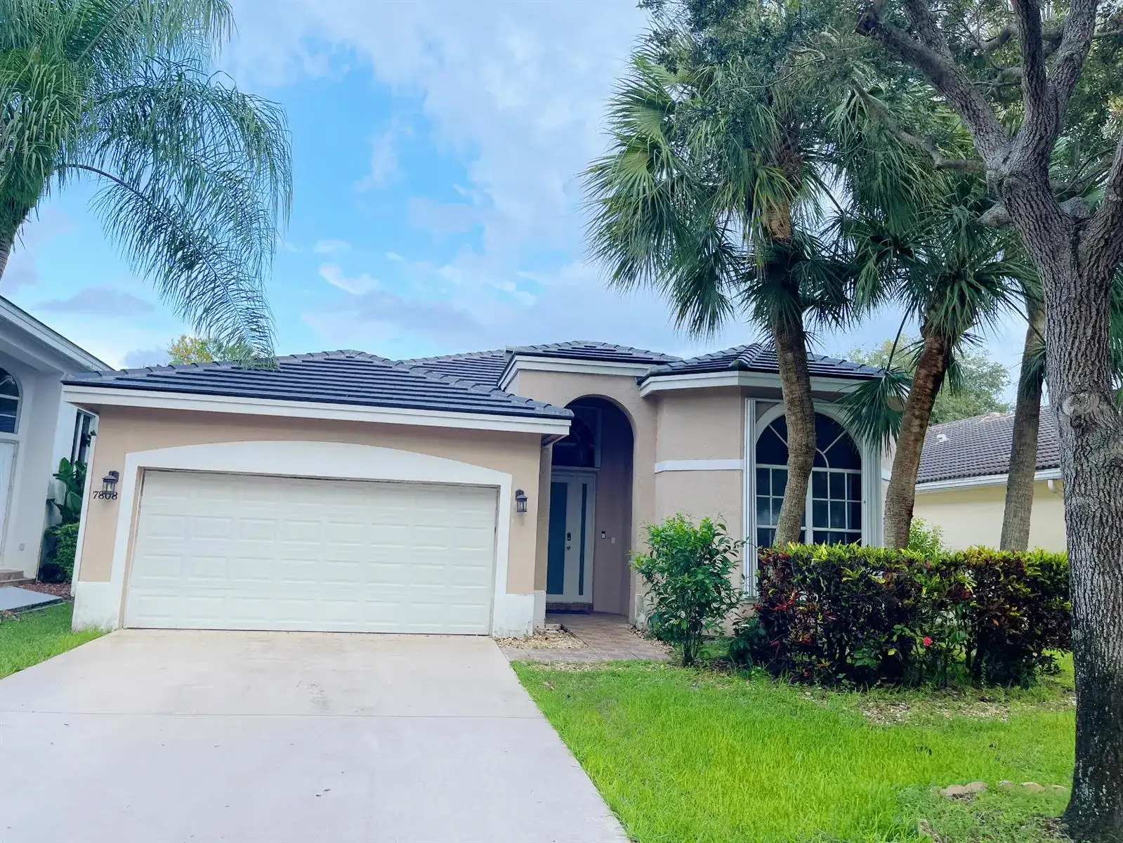 7808 NW 71ST Way, Parkland FL 33067 photo 2