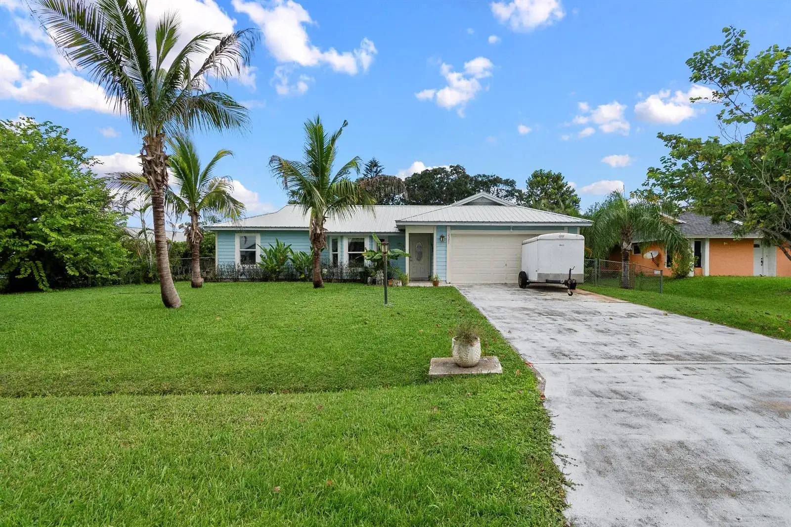 2321 SE MASLAN Avenue, Port St. Lucie FL 34952 photo 2