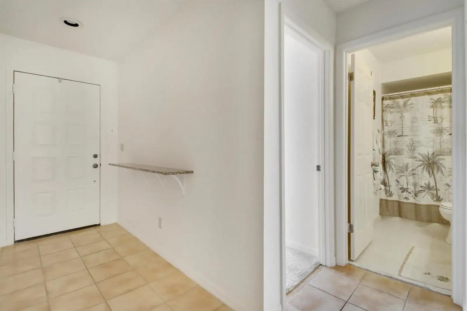 6807 SE Yorktown Drive, Hobe Sound FL 33455 photo 3