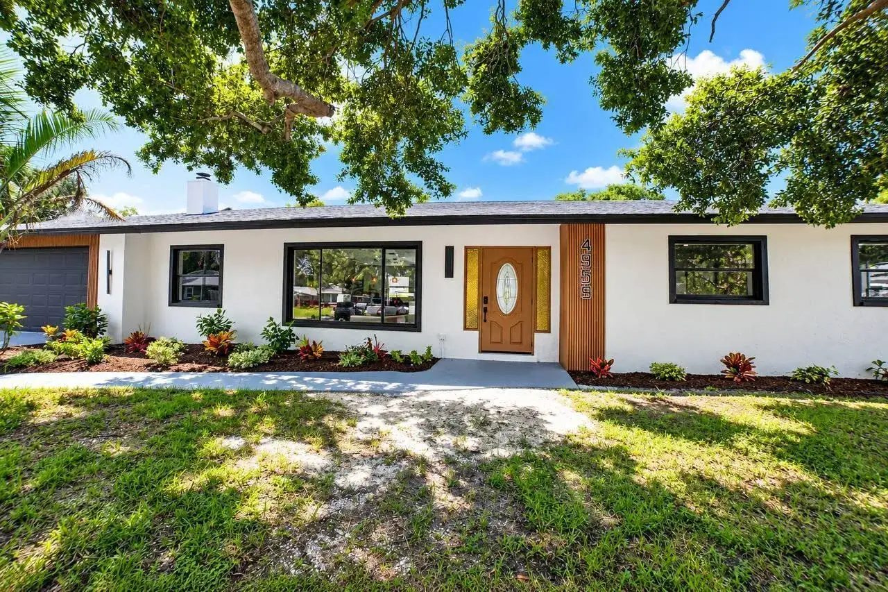 4959 HABANA Drive, Sarasota FL 34235 photo 2