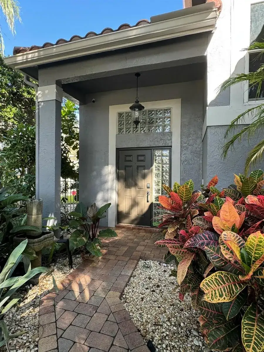 10366 BUENA VENTURA Drive, Boca Raton FL 33498 photo 5