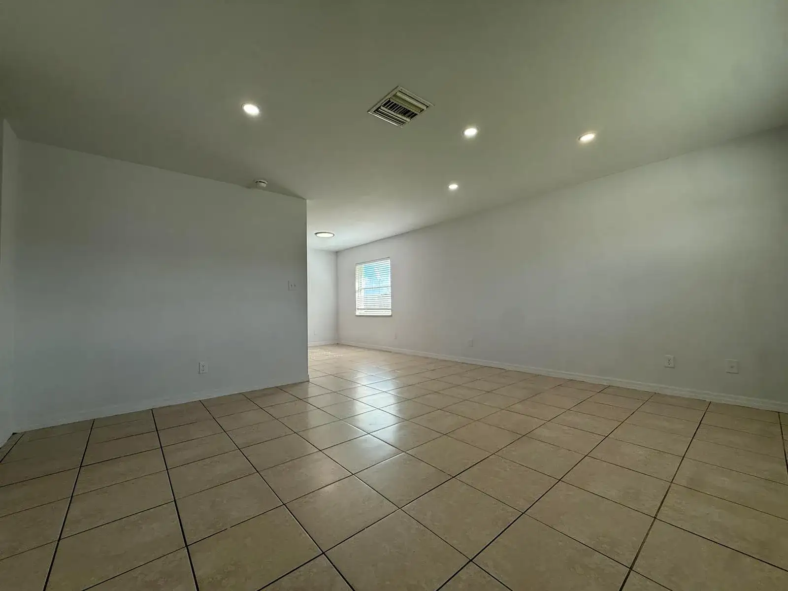 509 Orchard Park Drive, Clewiston FL 33440 photo 2