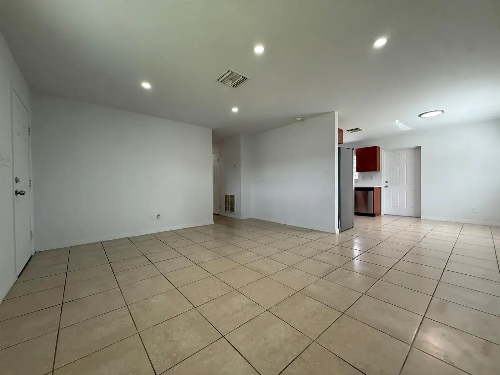 509 Orchard Park Drive, Clewiston FL 33440 photo 3