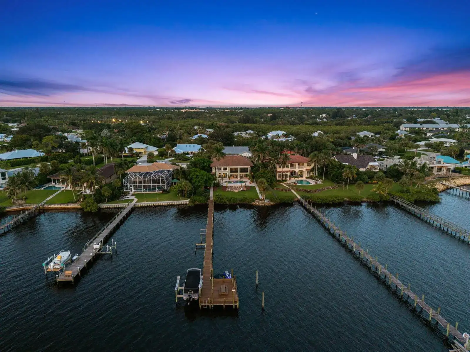 2362 NW BAY COLONY Court, Stuart FL 34994 photo 2