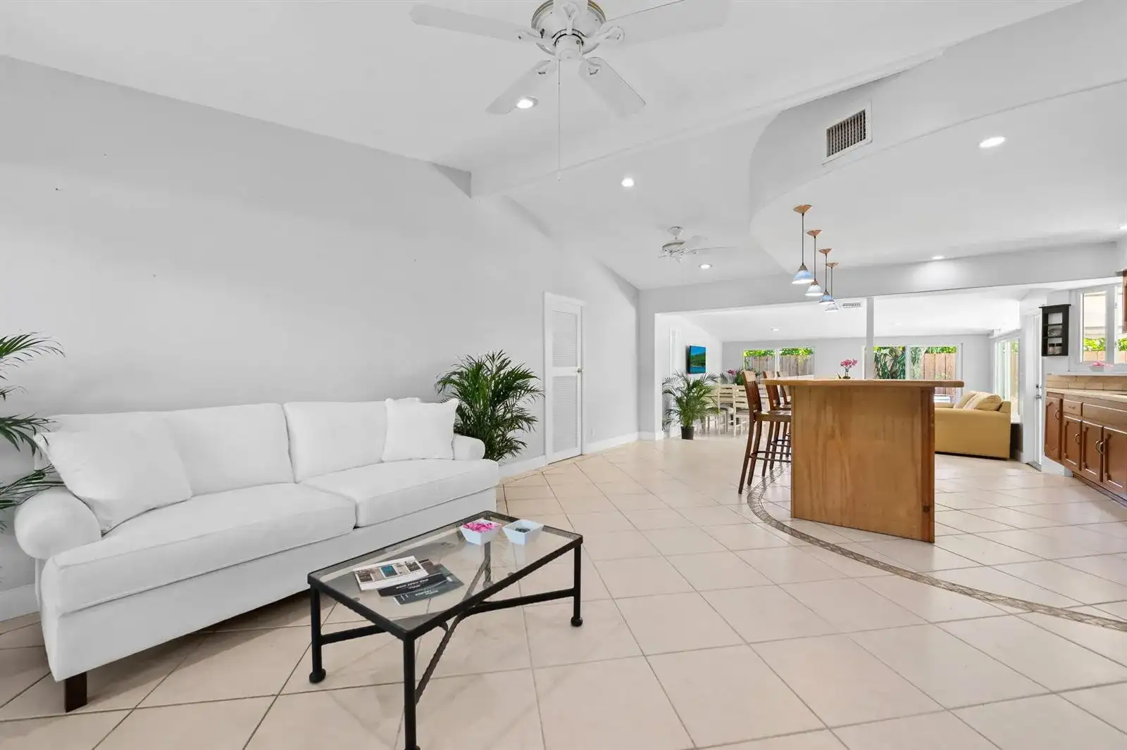 1636 NE 7th Terrace, Fort Lauderdale FL 33305 photo 5