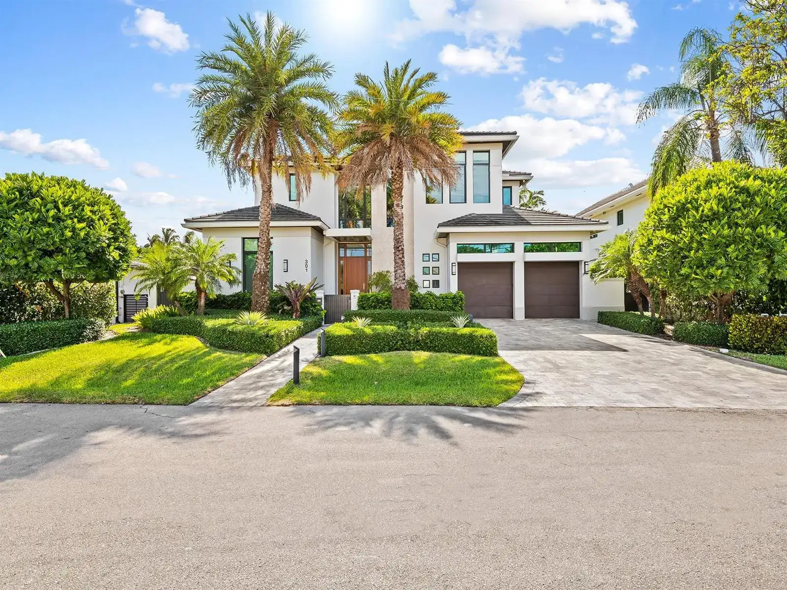 301 NE 23RD Avenue, Fort Lauderdale FL 33305 photo 2