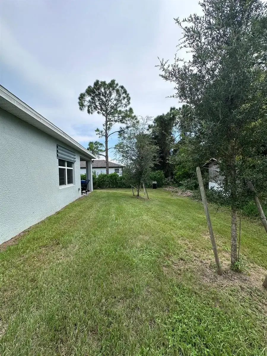 911 UNICE Avenue N, Lehigh Acres FL 33971 photo 4