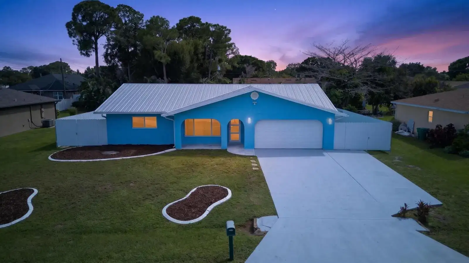 242 SE Duxbury Avenue, Port St. Lucie FL 34983 photo 2