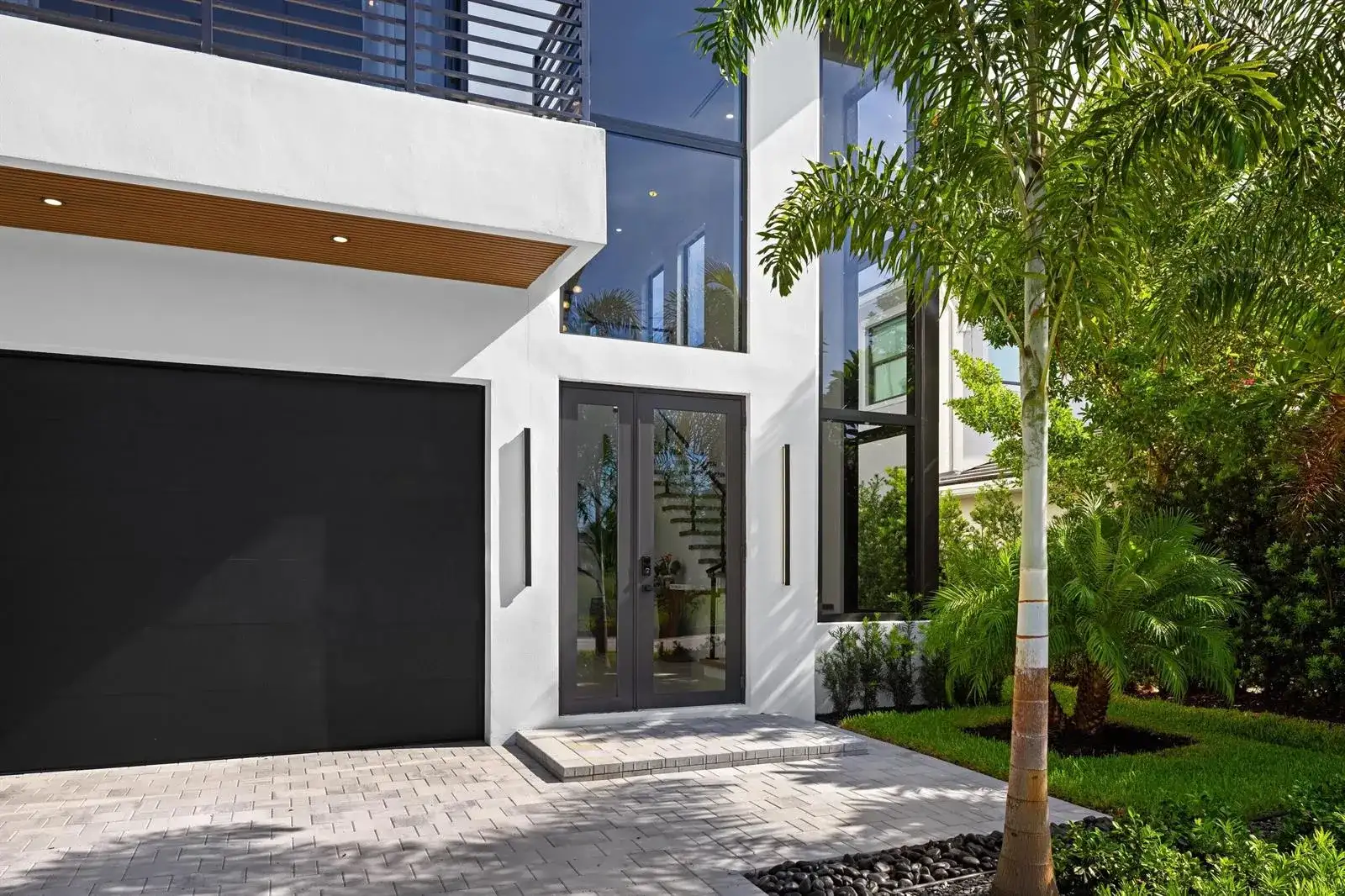 707 Lake Avenue N, Delray Beach FL 33483 photo 3