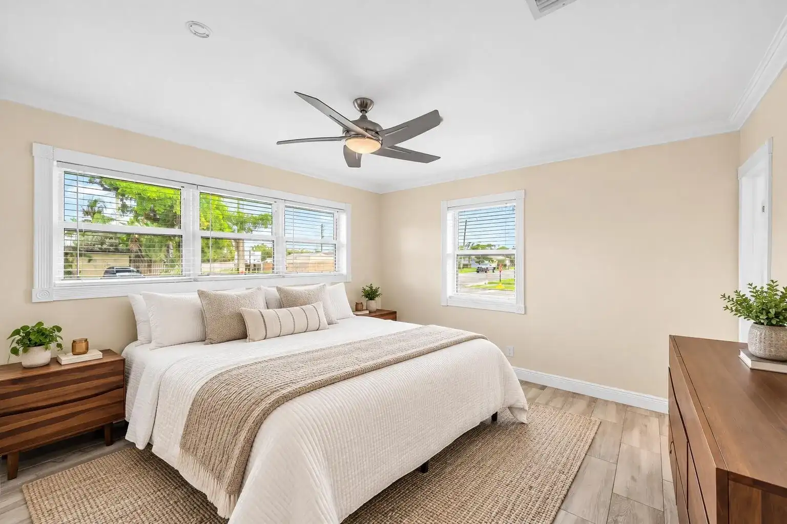 301 SE 3RD Terrace, Dania Beach FL 33004 photo 5
