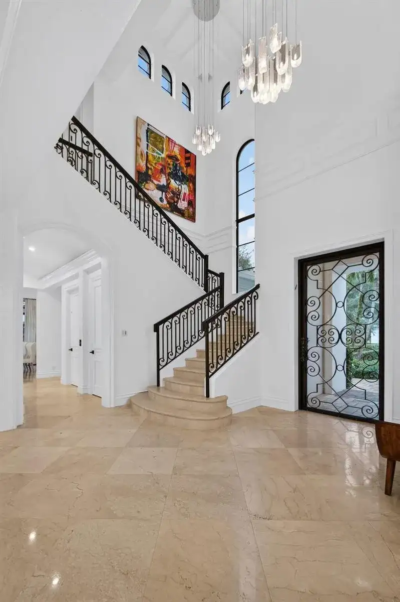 213 Via Palacio, Palm Beach Gardens FL 33418 photo 5