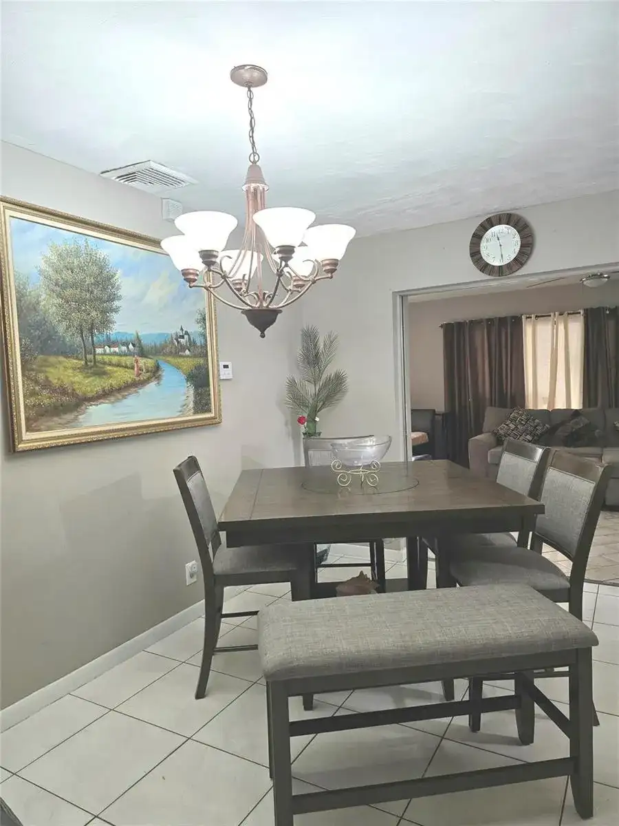 2420 N 59TH Terrace, Hollywood FL 33021 photo 5