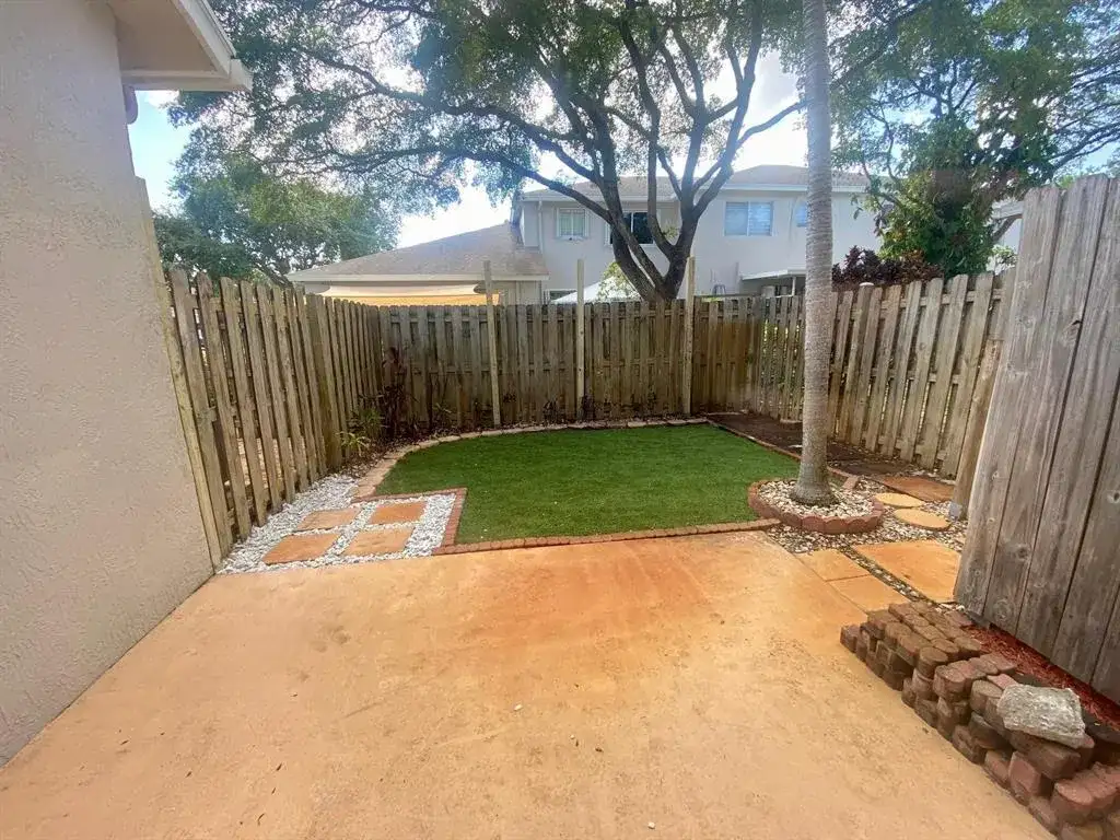 791 NW 42ND Place, Deerfield Beach FL 33064 photo 3