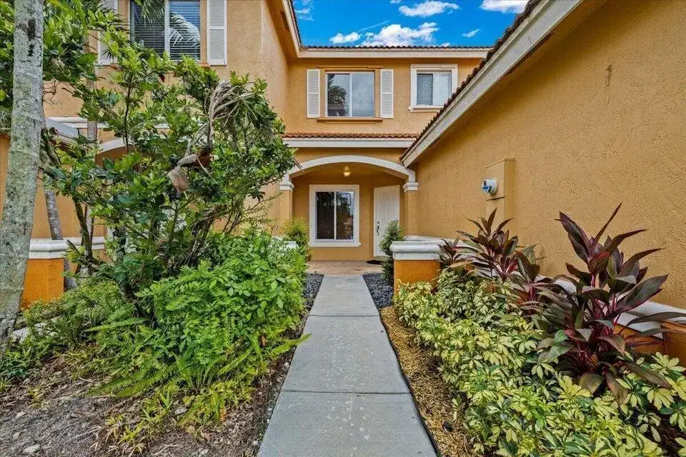 6136 Southard Street, West Palm Beach FL 33411 photo 2